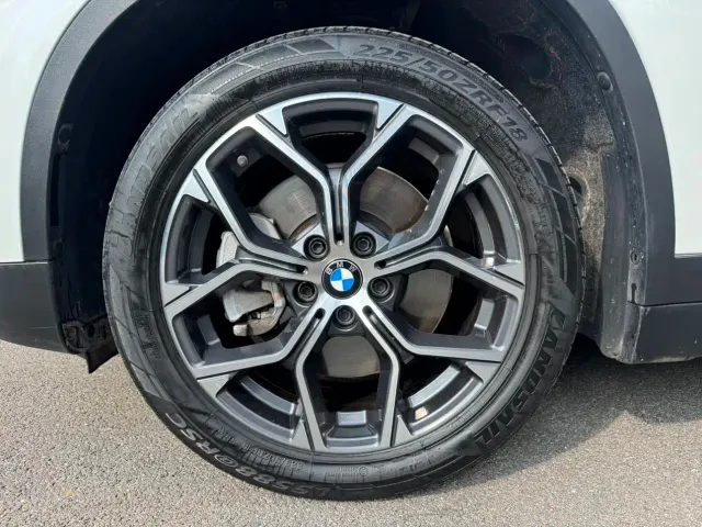 BMW X1 — Фото автомобиля 21