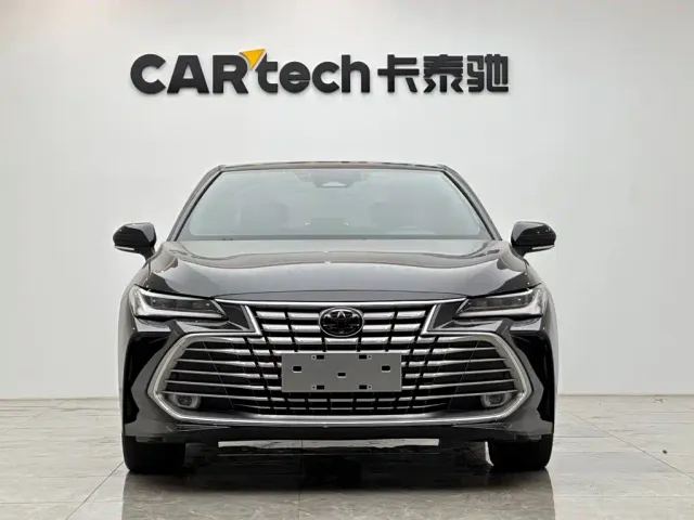 Toyota Avalon — Фото автомобиля 7