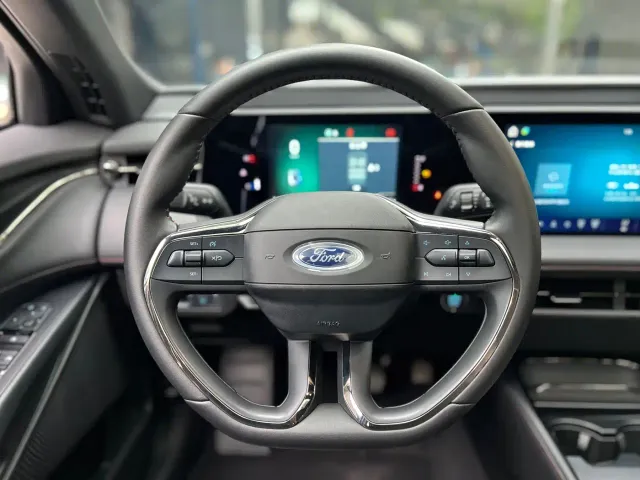 Ford Mondeo — Фото автомобиля 10
