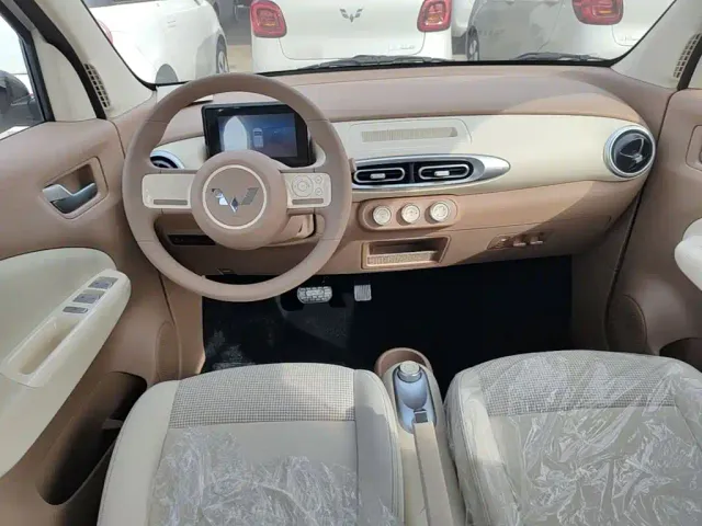 Wuling Hongguang Mini EV — Фото автомобиля 9