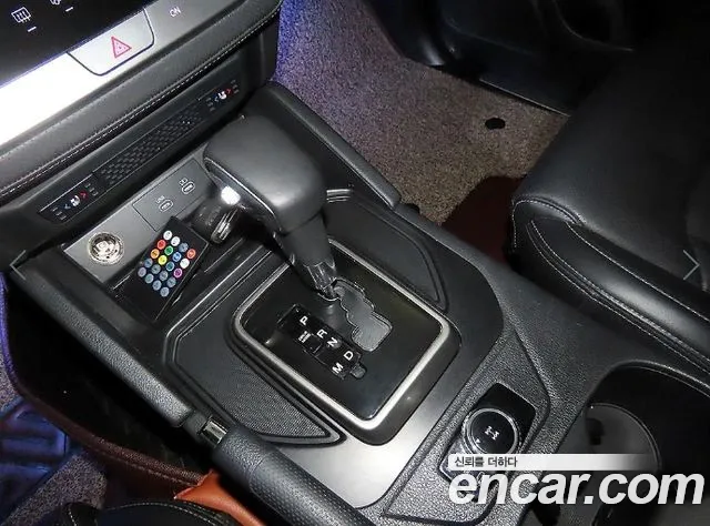 KG_Mobility_Ssangyong Rexton Новый Rexton Sport Khan Дизель 2.2 4WD — Фото автомобиля 12