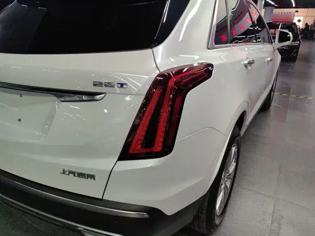 Cadillac XT5 — Фото автомобиля 23