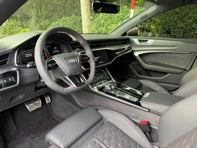 Audi RS 7 — Фото автомобиля 4