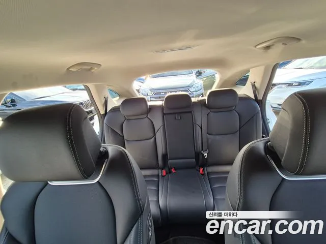 Genesis GV70 2.5T Бензин AWD — Фото автомобиля 12