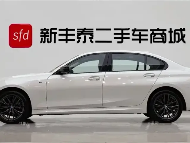 BMW 3 Series — Фото автомобиля 4