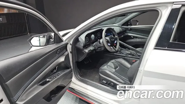 Hyundai AVANTE — Фото автомобиля 10