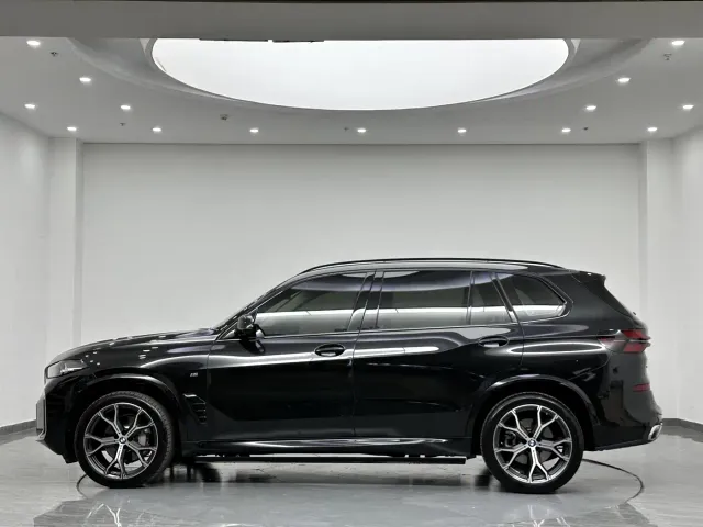 BMW X5 — Фото автомобиля 5