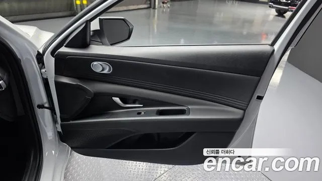 Hyundai Avante CN7 — Фото автомобиля 24