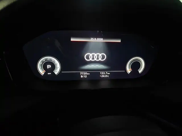 Audi Audi Q6 2024 40 TFSI quattro Cloud View Yulin Package 7-seater — Фото автомобиля 7