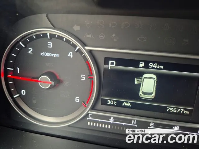 Kia Sorento Sorento 4-е поколение Дизель 2.2 2WD — Фото автомобиля 17