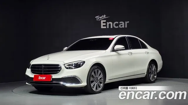 Фотография автомобиля — Mercedes-Benz E-Class W213