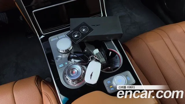 Genesis GV80 — Фото автомобиля 12