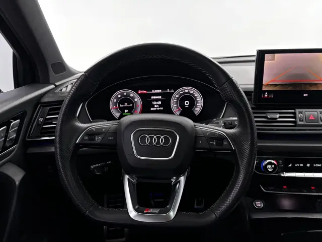 Audi Q5L — Фото автомобиля 16