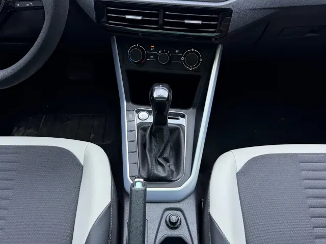 Volkswagen Polo — Фото автомобиля 15