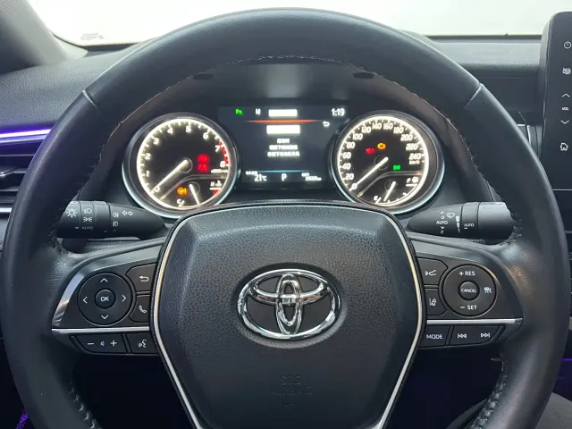 Toyota Camry — Фото автомобиля 13