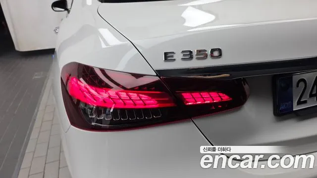 Mercedes-Benz E-Class E-класс W213 E350 4MATIC Exclusive — Фото автомобиля 23