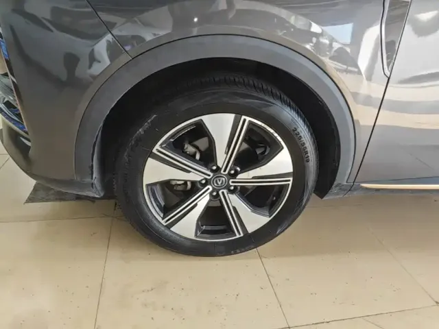 Changan Changan CS55 PLUS 2022 2nd Generation 1.5T DCT Excellence — Фото автомобиля 22