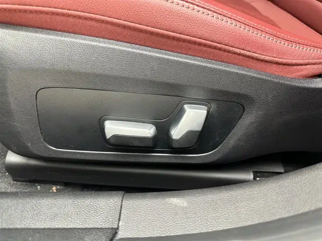 BMW 3 Series — Фото автомобиля 11