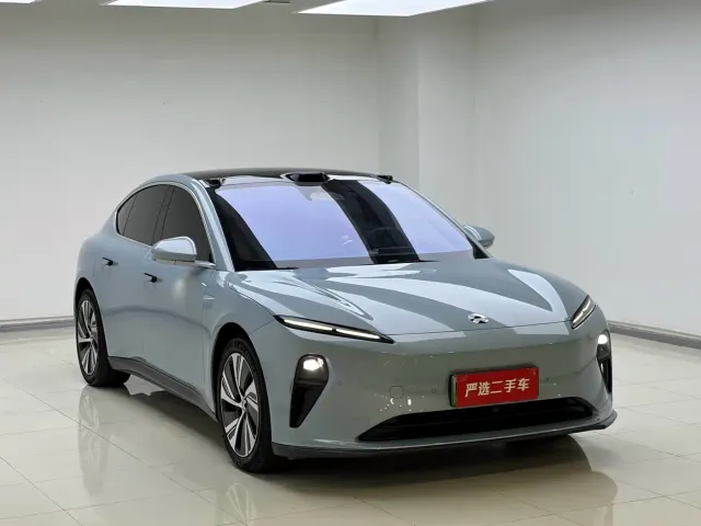 Nio ET5 — Фото автомобиля 3
