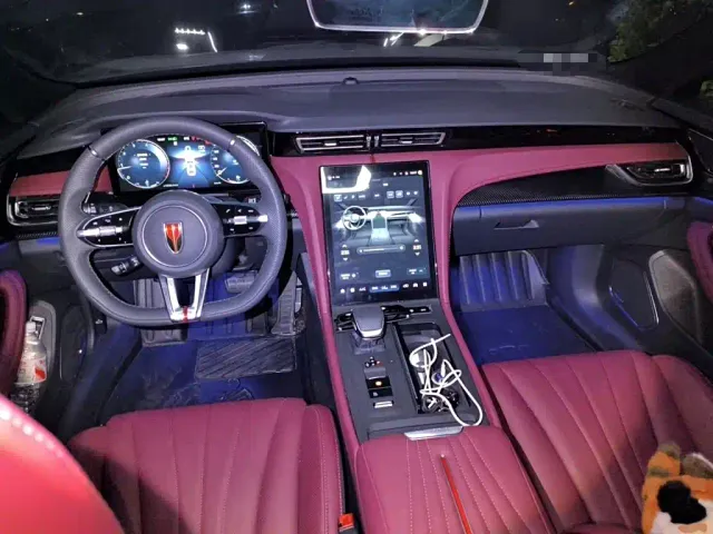 Hongqi H5 — Фото автомобиля 5