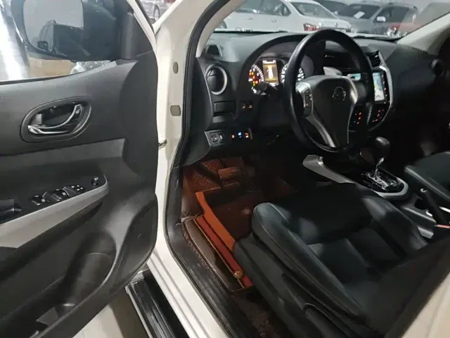 Nissan Terra — Фото автомобиля 15