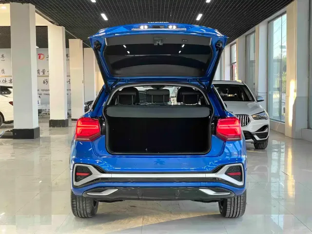 Audi Q2L — Фото автомобиля 15