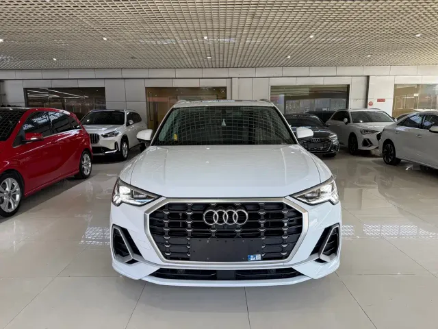 Audi Q3 — Фото автомобиля 2