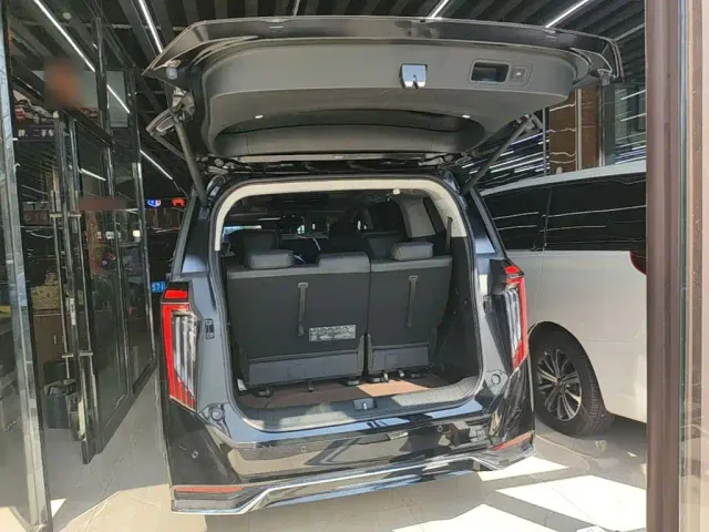 GAC Trumpchi M8 — Фото автомобиля 18
