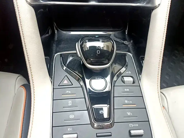 BYD Song PLUS — Фото автомобиля 13
