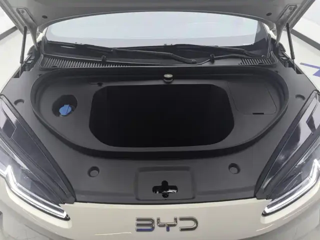 BYD Seal 06 — Фото автомобиля 10