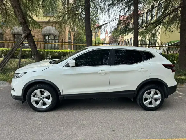 Nissan Qashqai — Фото автомобиля 8