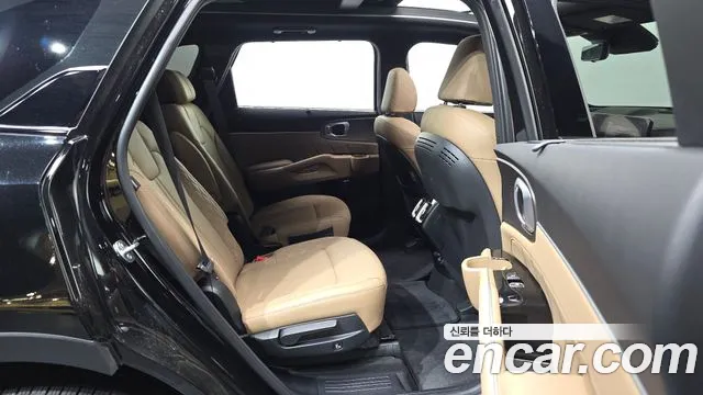 Kia Sorento Новый Sorento 4 поколение Бензин 2.5T 4WD — Фото автомобиля 8
