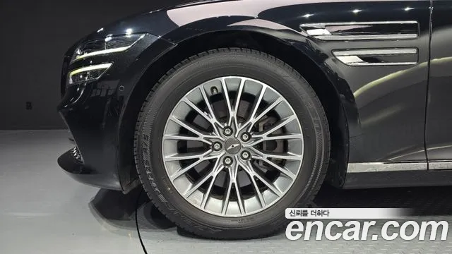 Genesis G80 Бензин 2.5 турбо AWD — Фото автомобиля 5