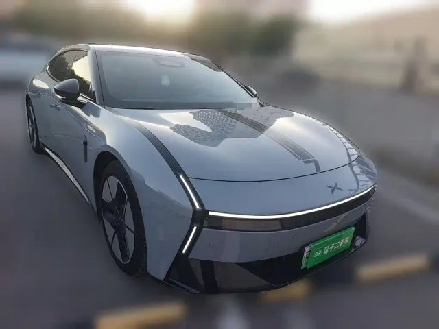 Xpeng P7 — Фото автомобиля 23