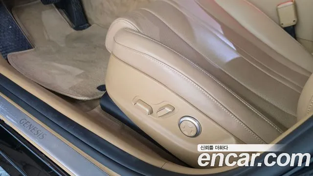 Genesis G80 RG3 — Фото автомобиля 30
