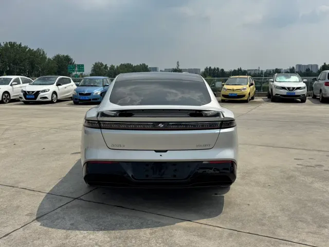 Dongfeng eπ 007 — Фото автомобиля 6