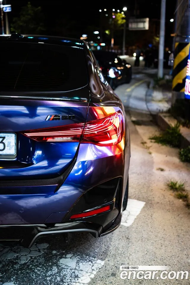 BMW i4 — Фото автомобиля 10