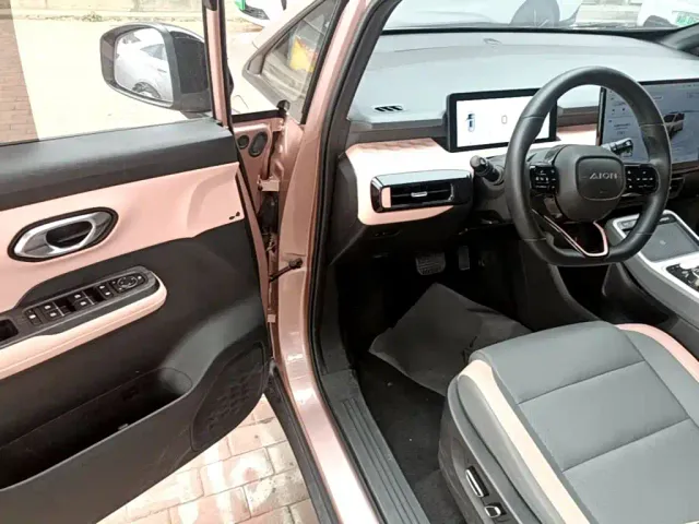 GAC Aion Y — Фото автомобиля 15