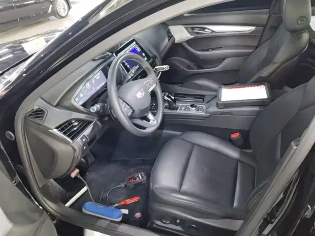 Cadillac CT5 — Фото автомобиля 14