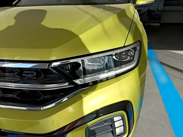 Volkswagen T-Roc — Фото автомобиля 23