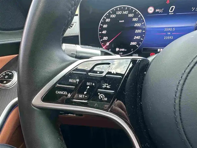 Mercedes-Benz S-Class — Фото автомобиля 16