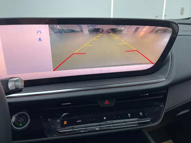 Buick Envision S — Фото автомобиля 27