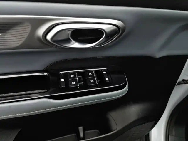 GAC Aion Y — Фото автомобиля 9