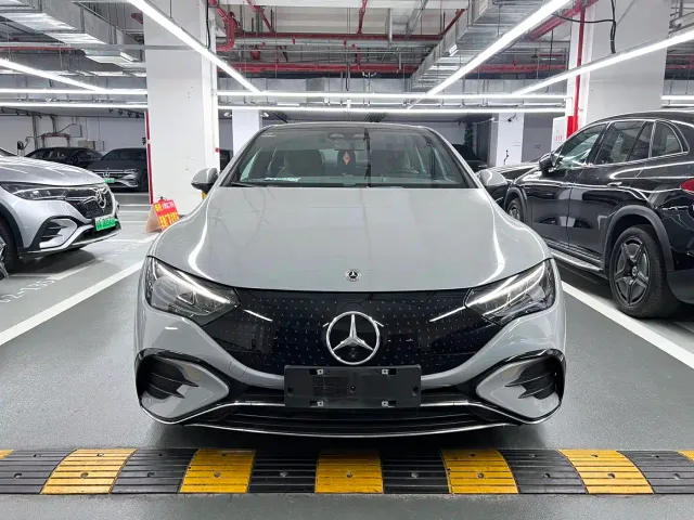 Mercedes-Benz EQE — Фото автомобиля 2