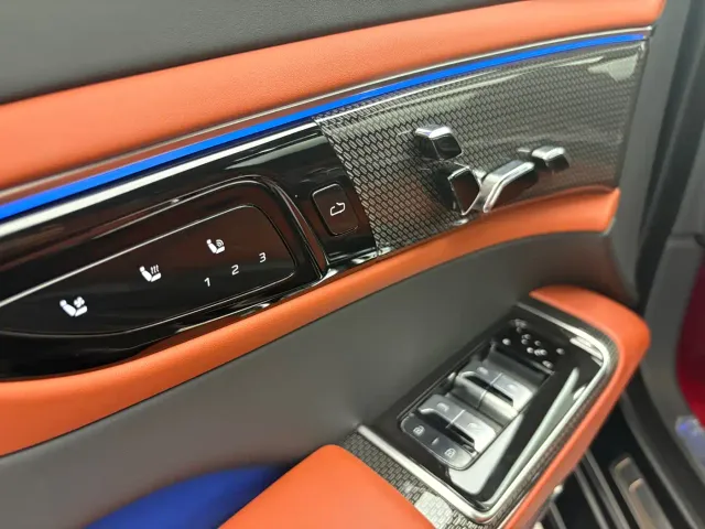 Hongqi Guoya — Фото автомобиля 8