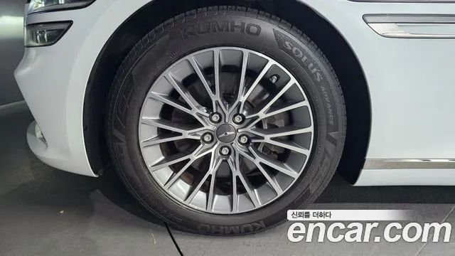 Genesis G80 RG3 — Фото автомобиля 5