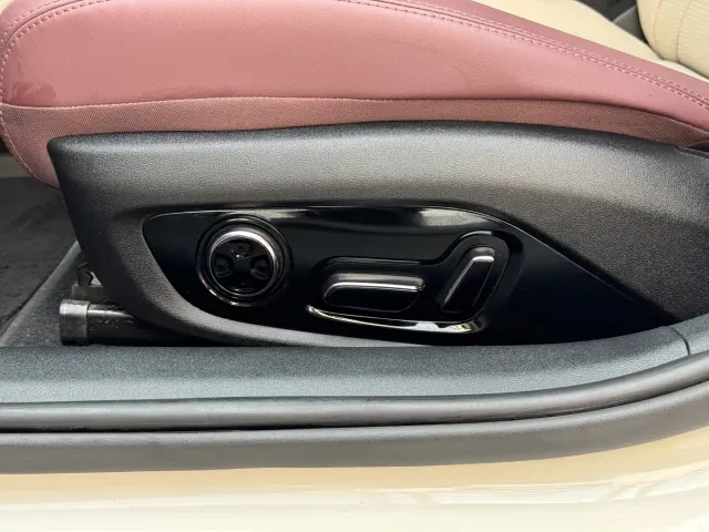 BYD Seal 07 DM-i — Фото автомобиля 11