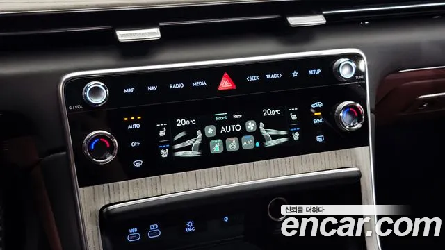 Genesis GV80 — Фото автомобиля 29