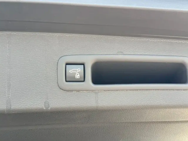 Toyota Granvia — Фото автомобиля 16