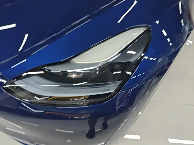 Tesla Model Y — Фото автомобиля 23